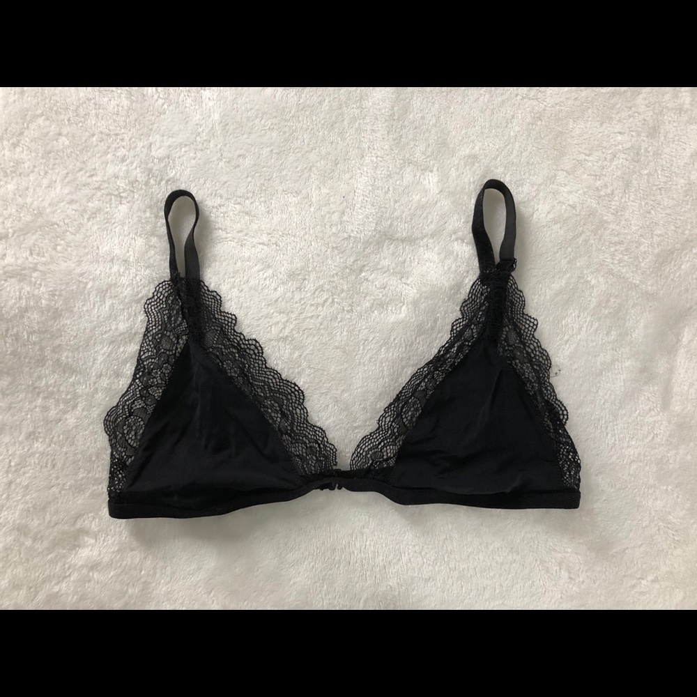 Black Laced Lined Bralette